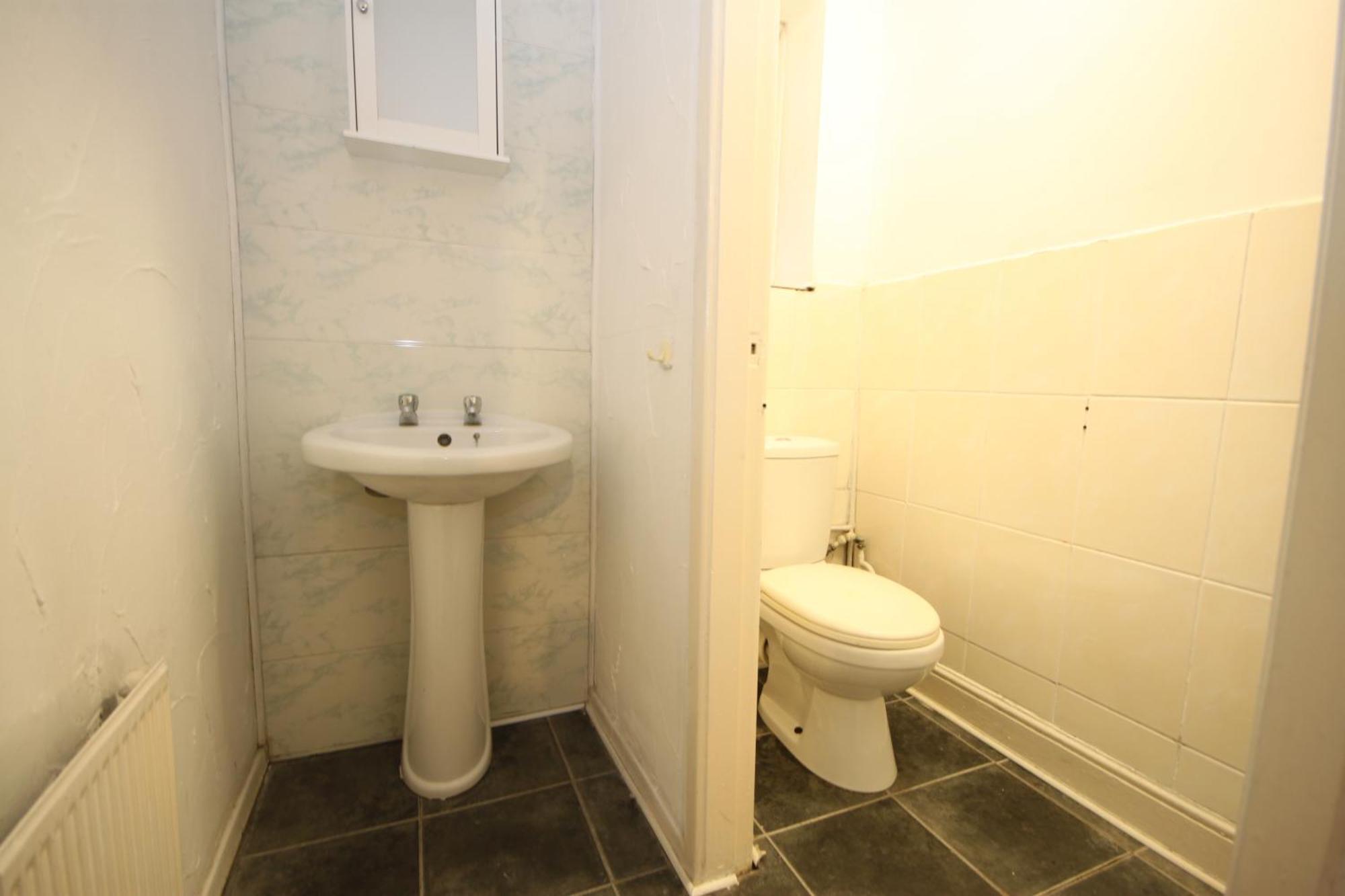 Barton Seaview, Self Catering Studio Apartments, Promenade & Central Beach Location, Families, Couples Or 23 Years Plus Only, Free Parking Blackpool Luaran gambar